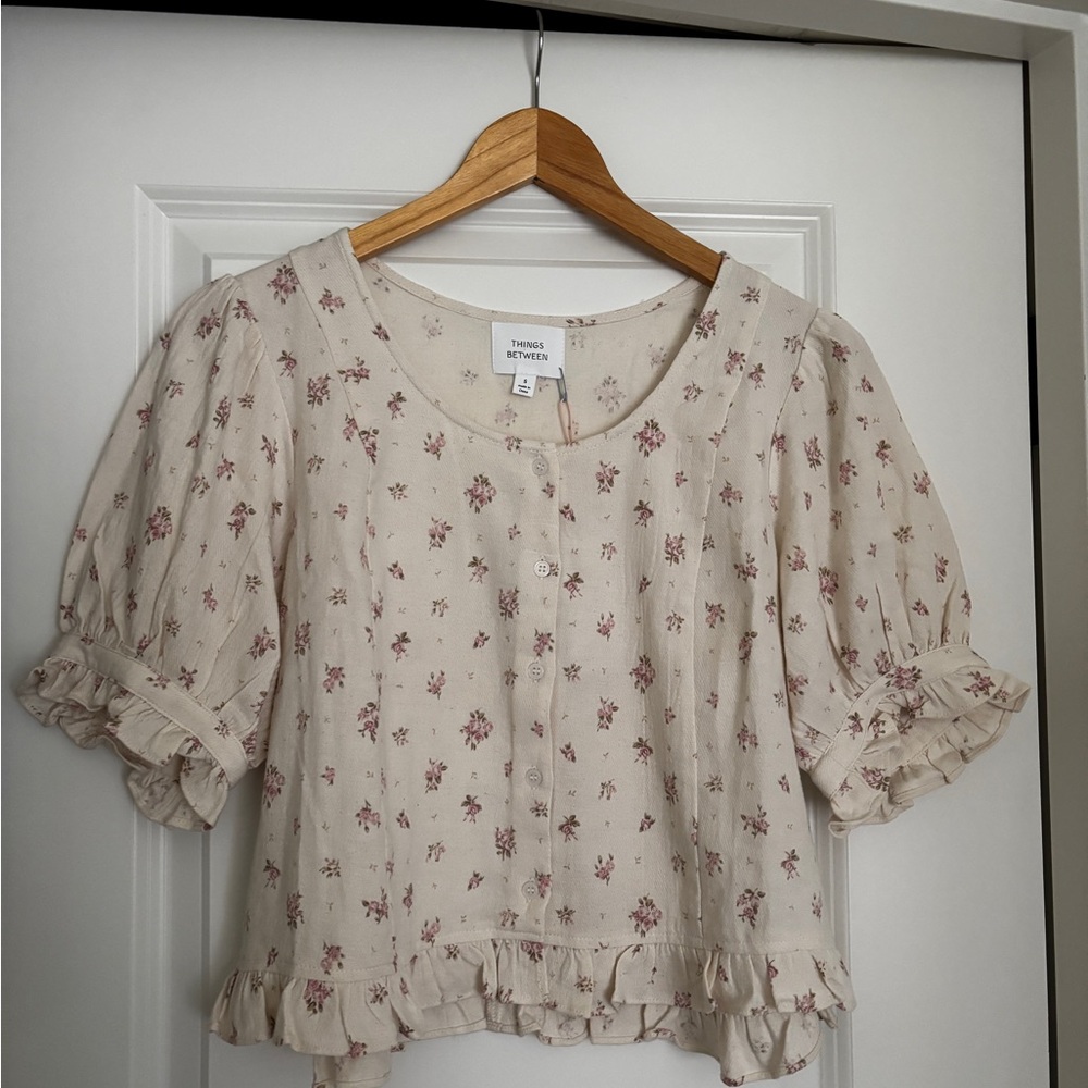 SOLD | Things Between Floral Top